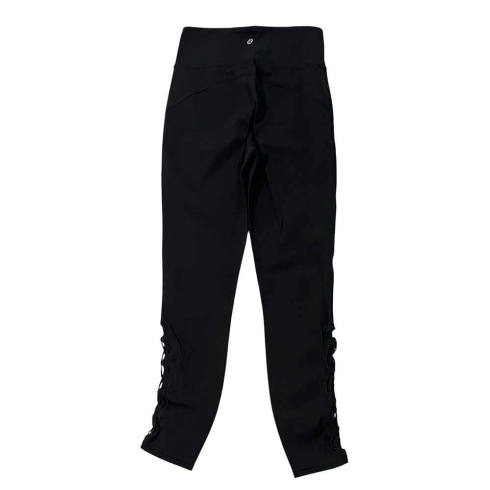 Lululemon leggings Lace up mesh ankle detail Black 6 Womens Stretch Athletic